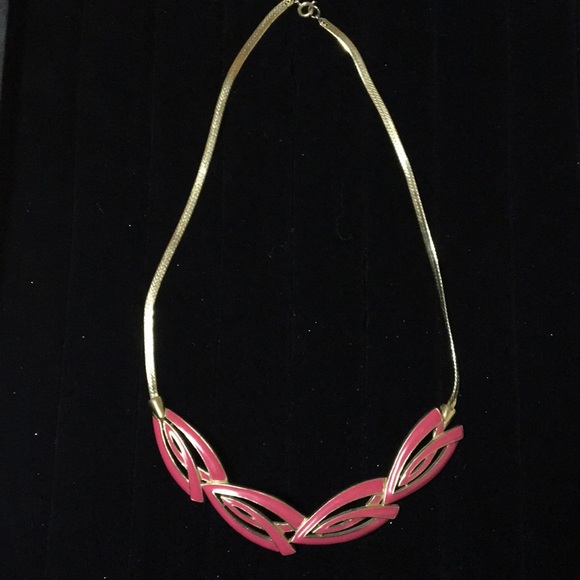 Deep Coral Necklace - Picture 1 of 4